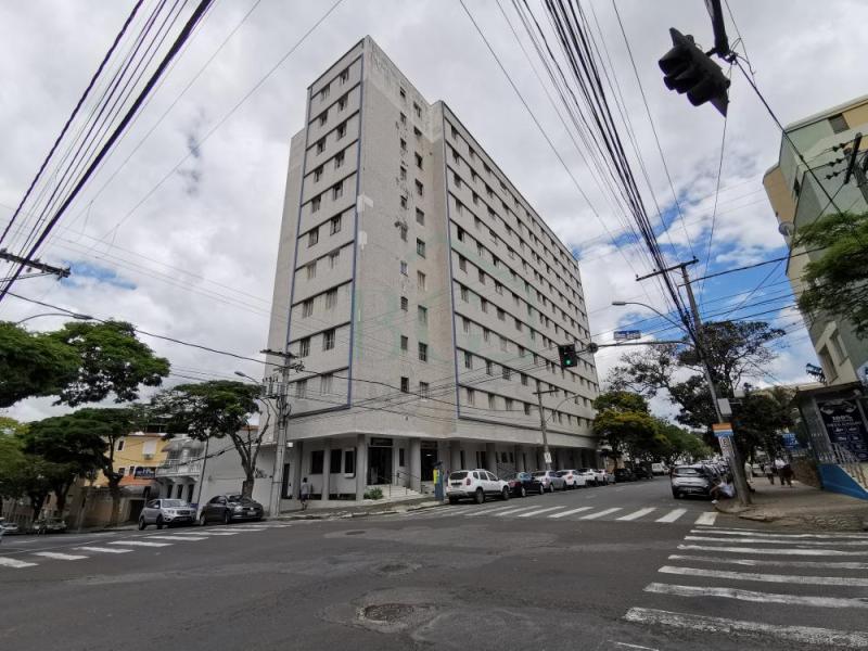 Apartamento à venda, Centro de Poços de Caldas MG. R$300.000,00.